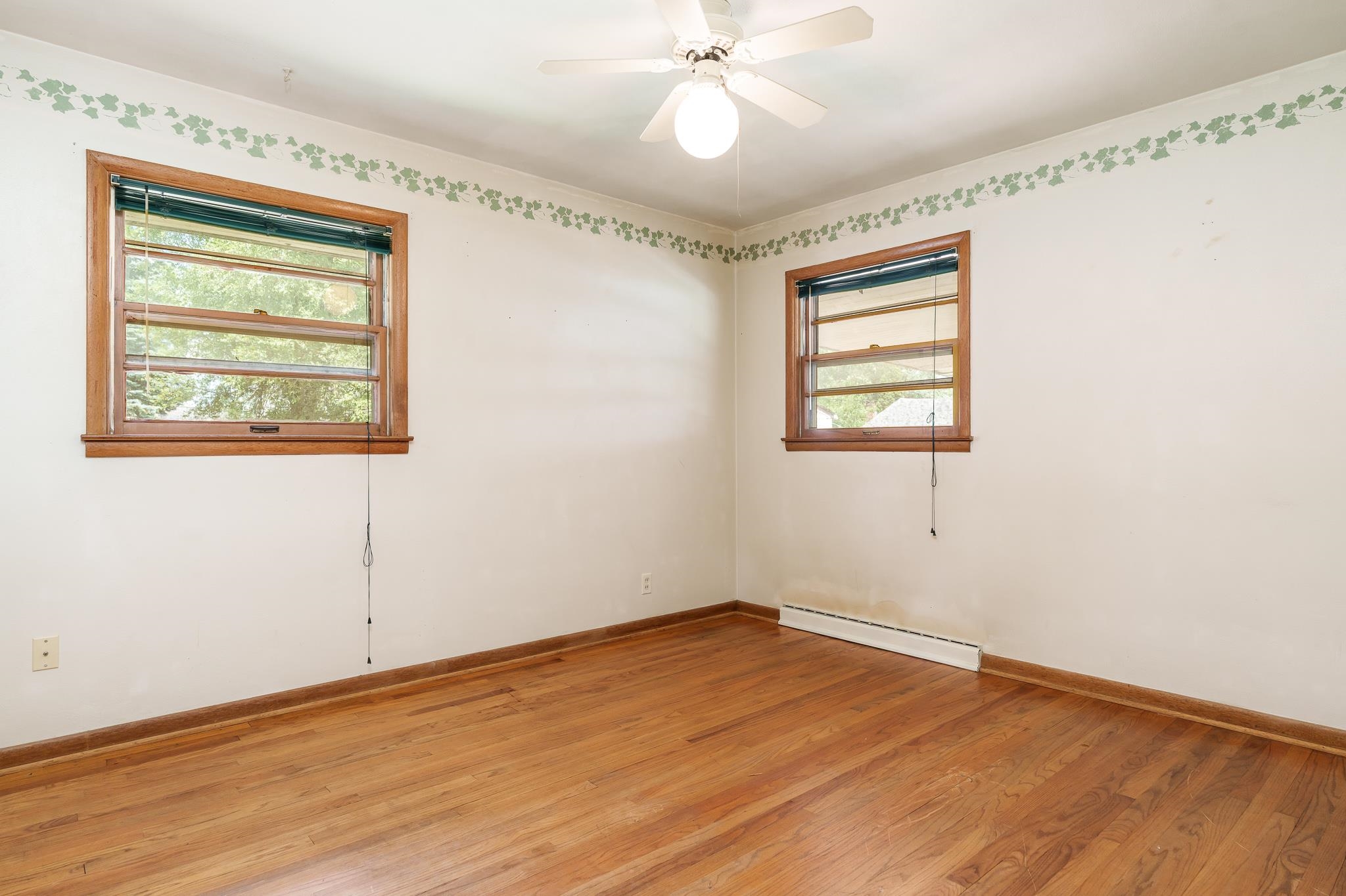 Rockford, Illinois 61101, United States, 3 Bedrooms Bedrooms, ,2 BathroomsBathrooms,Residential,Active,158509