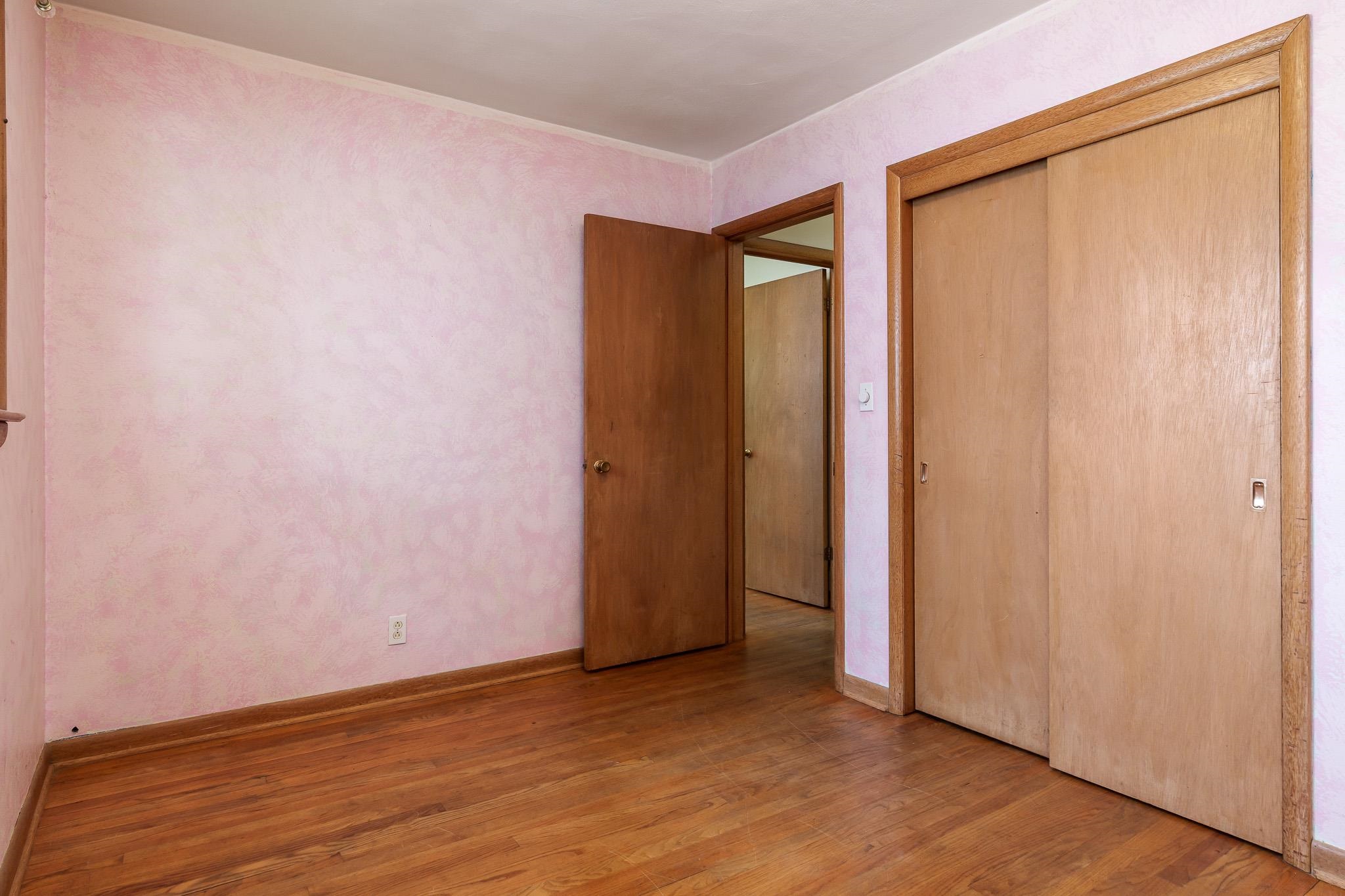 Rockford, Illinois 61101, United States, 3 Bedrooms Bedrooms, ,2 BathroomsBathrooms,Residential,Active,158509