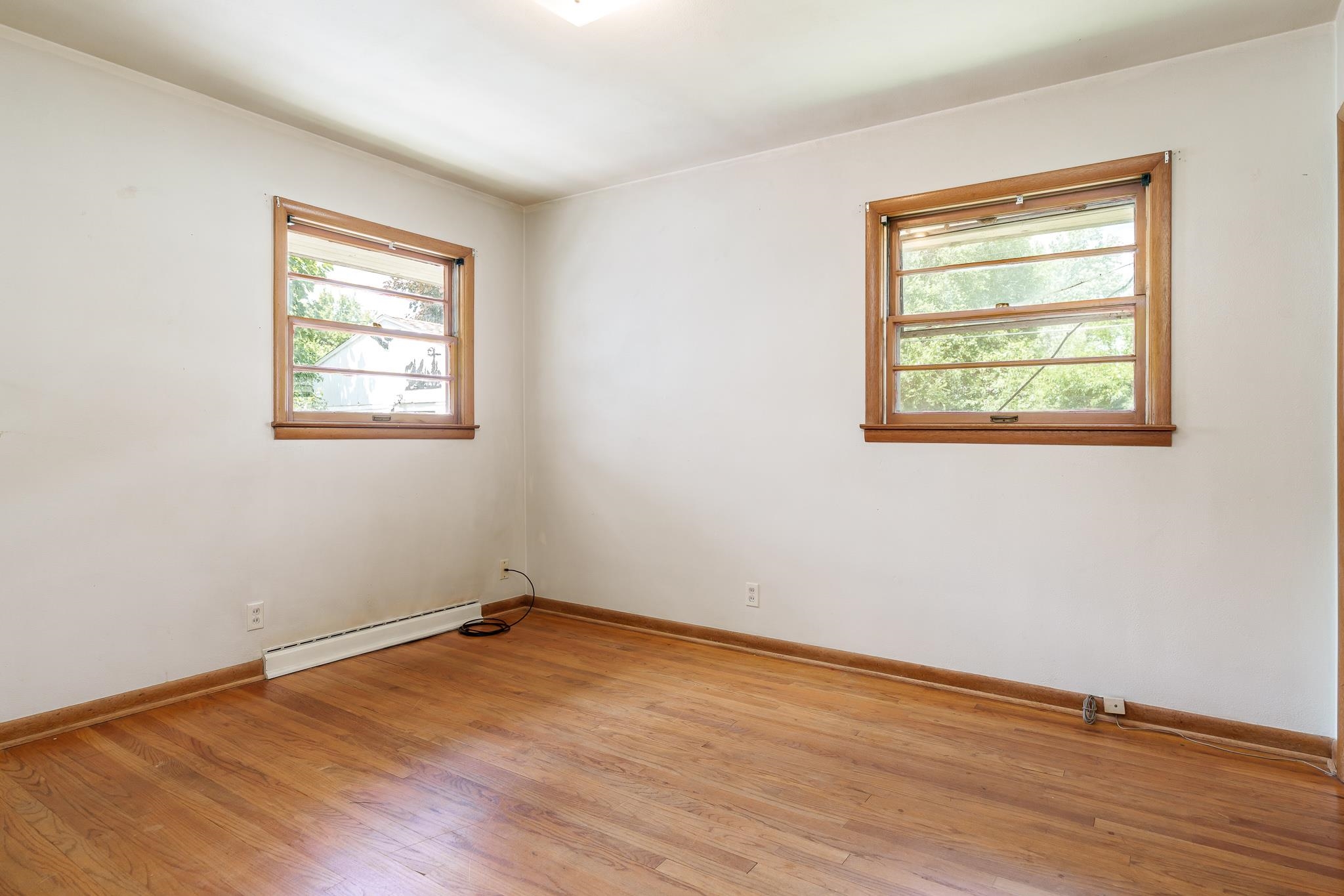 Rockford, Illinois 61101, United States, 3 Bedrooms Bedrooms, ,2 BathroomsBathrooms,Residential,Active,158509