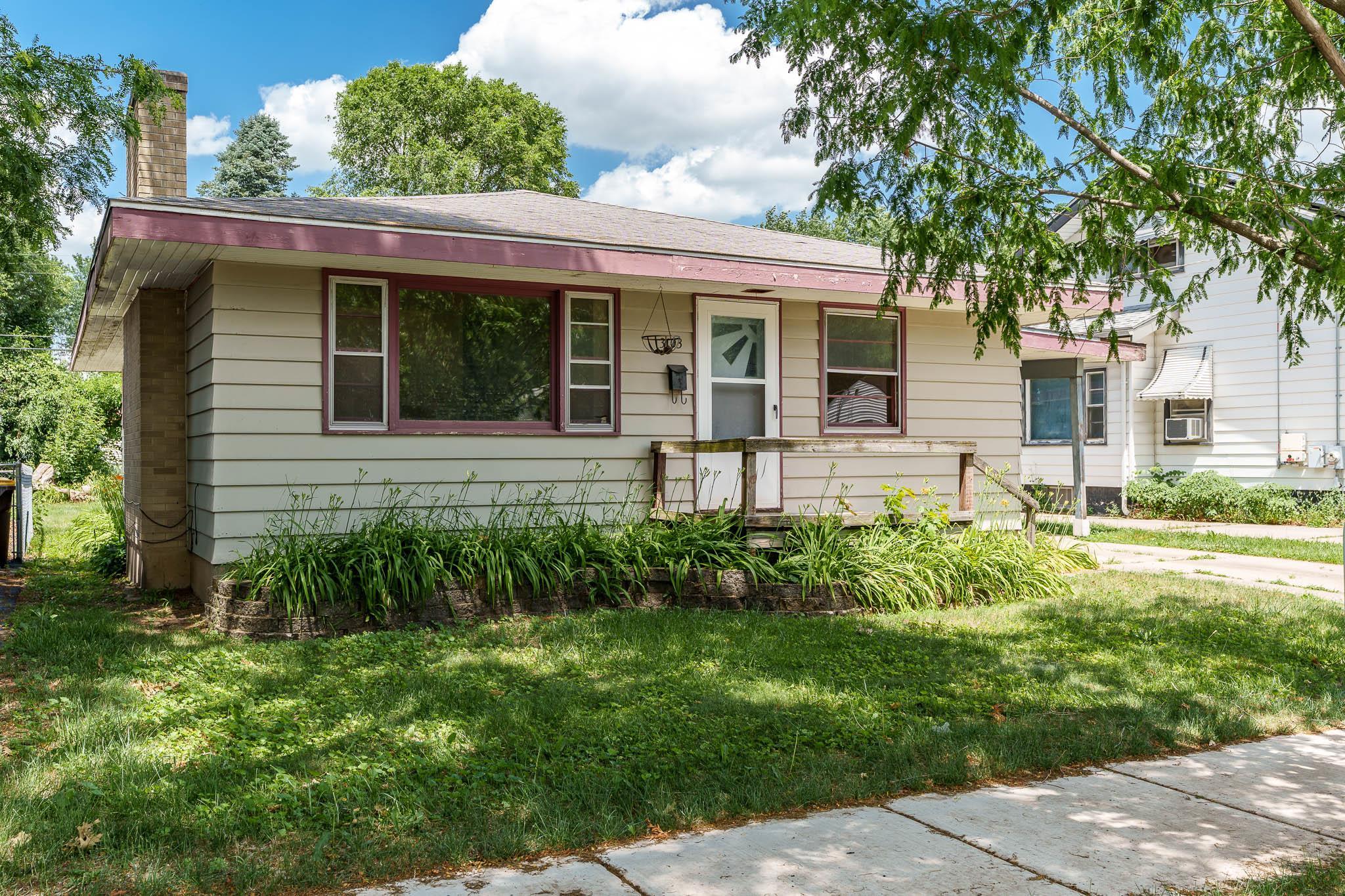 Rockford, Illinois 61101, United States, 3 Bedrooms Bedrooms, ,2 BathroomsBathrooms,Residential,Active,158509