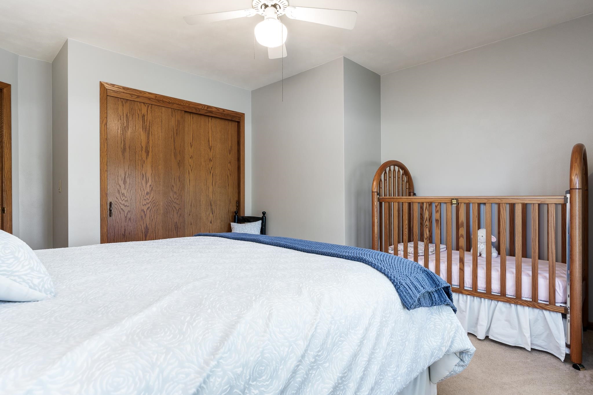 Rockford, Illinois 61114, United States, 3 Bedrooms Bedrooms, ,4 BathroomsBathrooms,Residential,Pending,40065