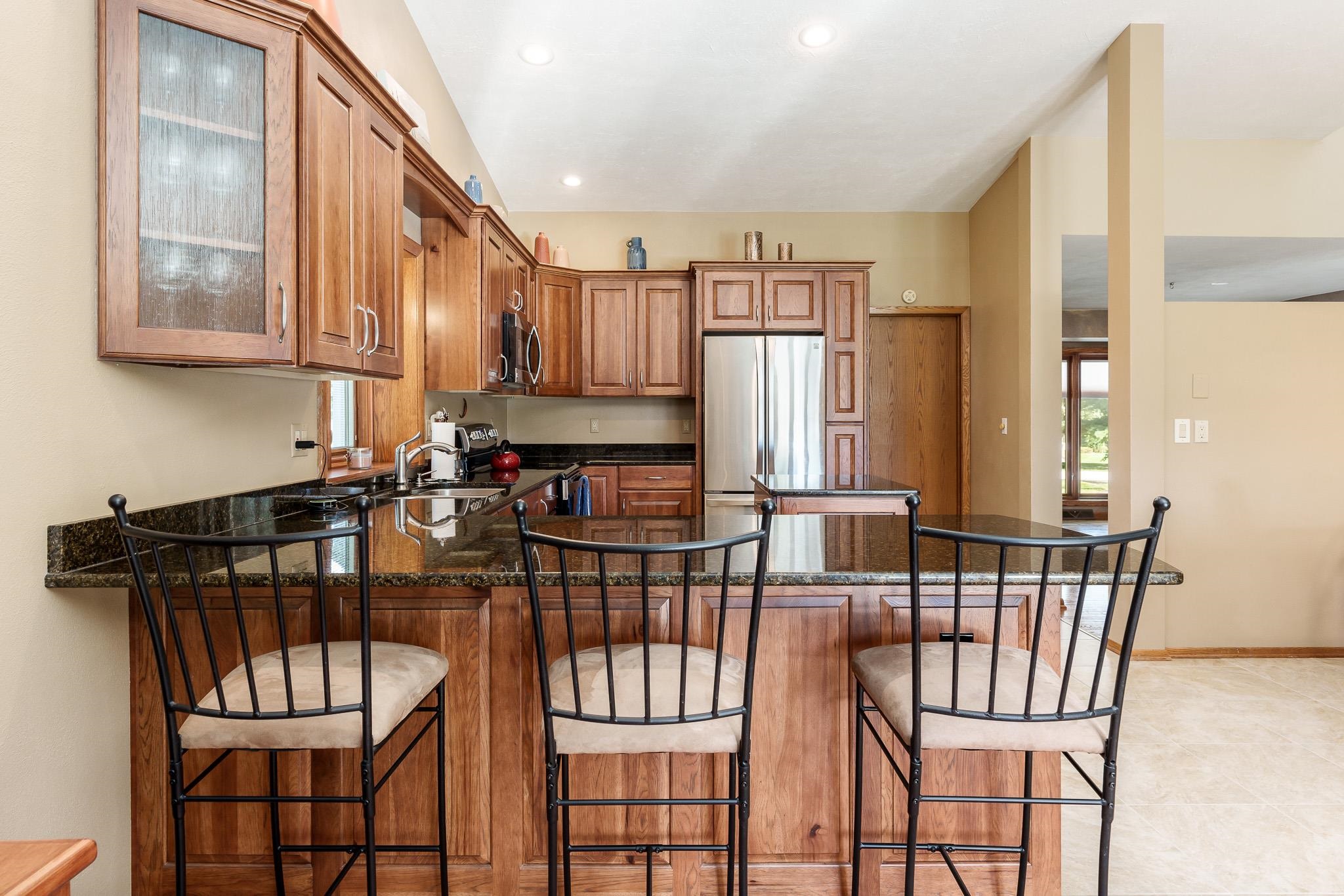 Rockford, Illinois 61114, United States, 3 Bedrooms Bedrooms, ,4 BathroomsBathrooms,Residential,Pending,40065