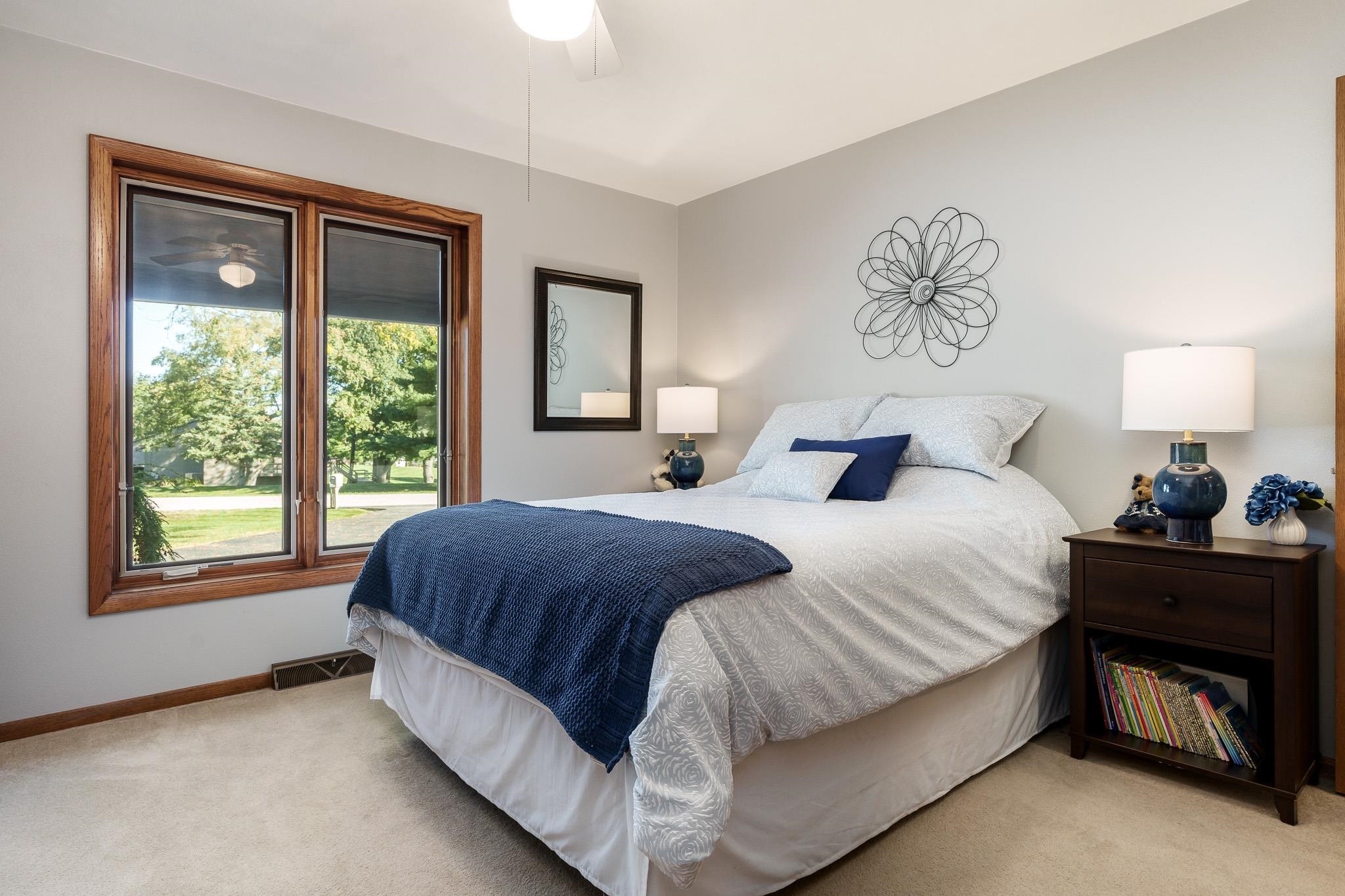 Rockford, Illinois 61114, United States, 3 Bedrooms Bedrooms, ,4 BathroomsBathrooms,Residential,Pending,40065