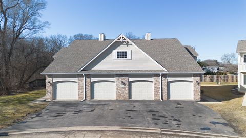 Condo For Sale - 6502 Timberleaf Court<br/> LOVES PARK, IL 61111