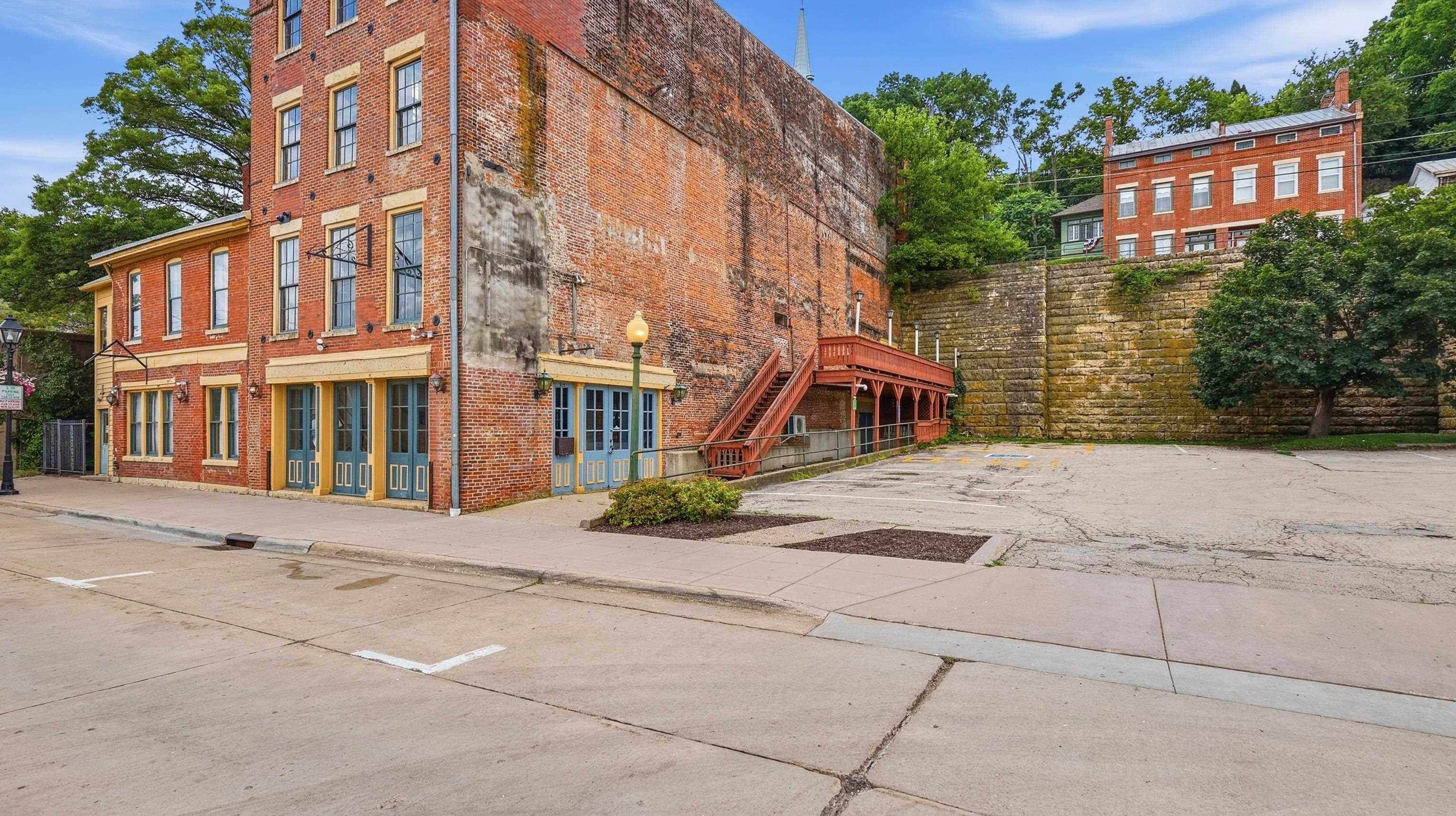515 Main Street