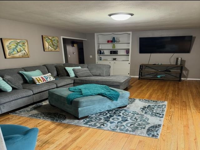 Rockford, Illinois 61102, United States, 3 Bedrooms Bedrooms, ,3 BathroomsBathrooms,Residential,Active,108877