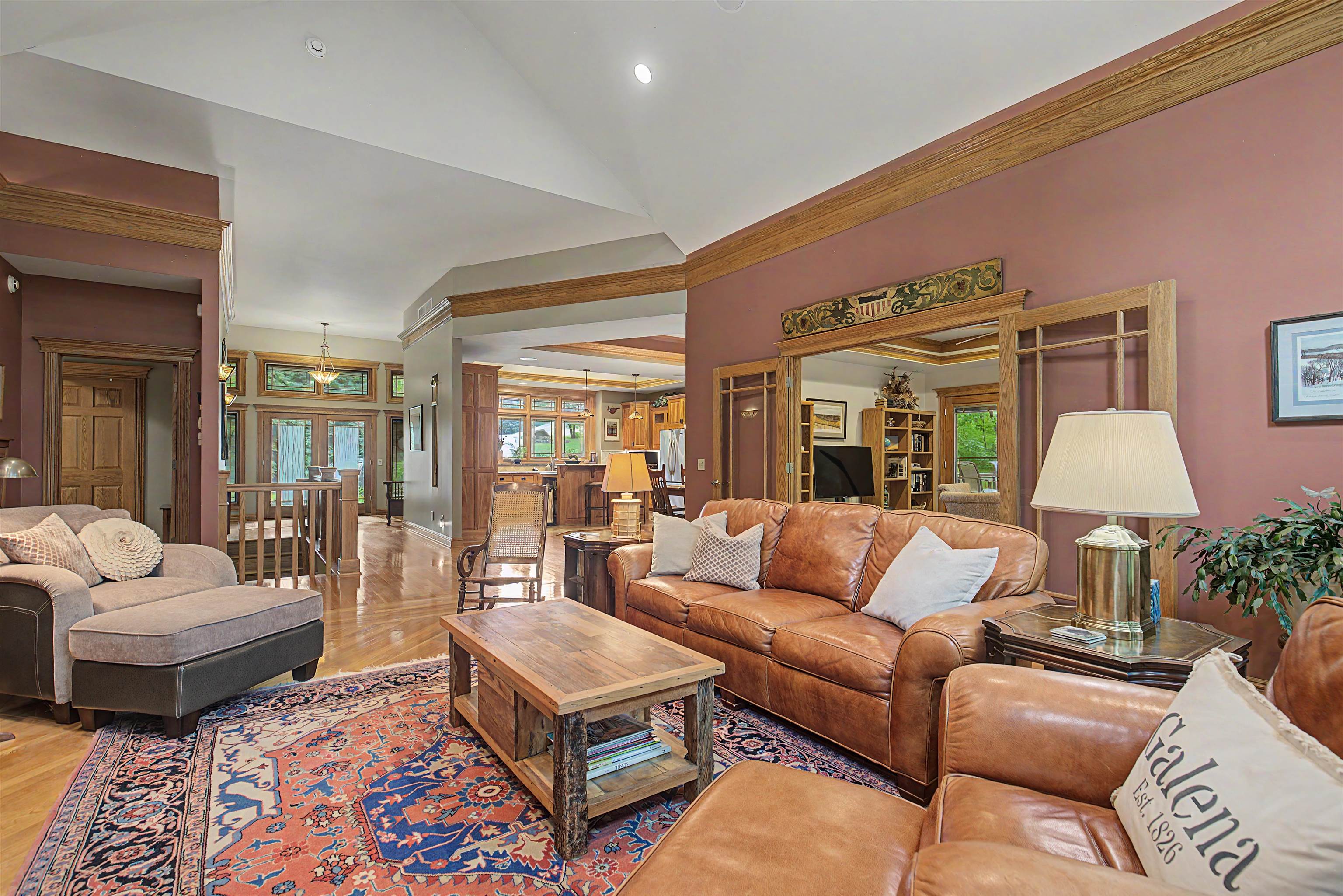 2 Dogwood Court