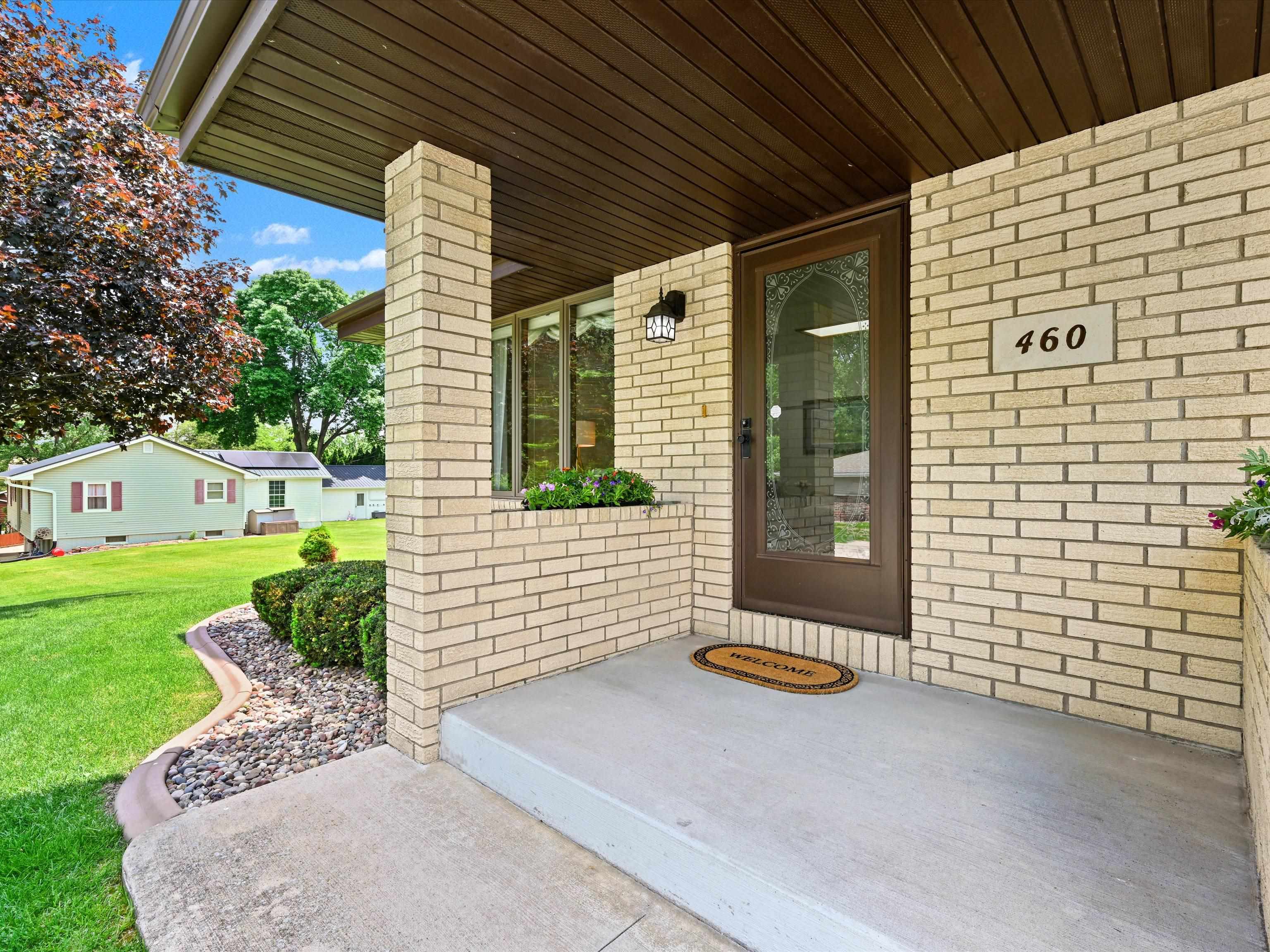 460 Apple Street