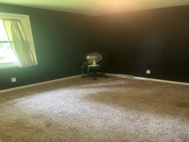 Rockford, Illinois 61107, United States, 3 Bedrooms Bedrooms, ,2 BathroomsBathrooms,Residential,Pending,157655