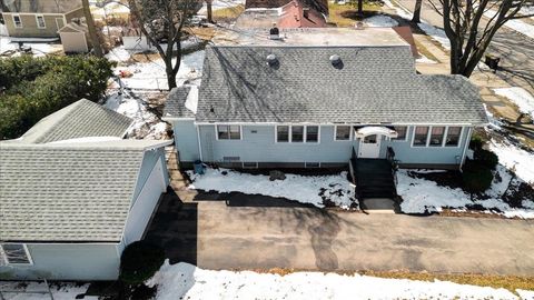 Homes For Sale - 306 W Madison Street<br/> Boone County, BELVIDERE, IL 61008