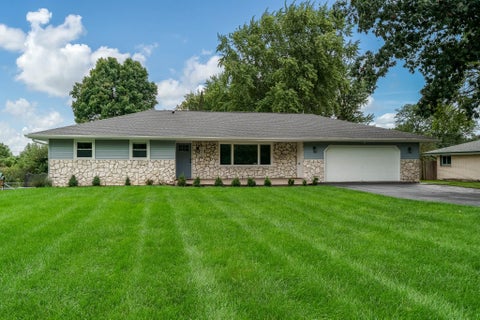 Homes For Sale - 6949 Spring Brook Road<br/> ROCKFORD, IL 61114