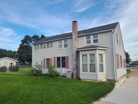 104 S 1ST AVE, FORRESTON, IL 61030 - Image 516eb99a4e2584458d0bfefabc326a8e/1096366560