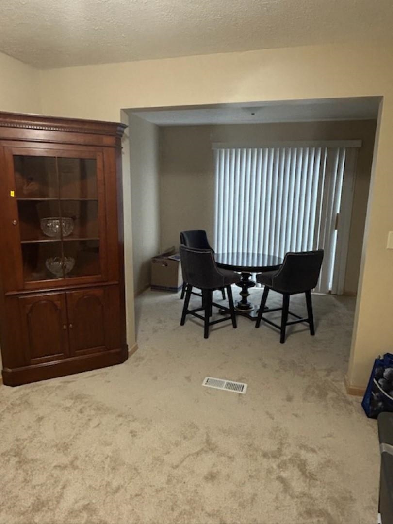 Rockford, Illinois 61114, United States, 4 Bedrooms Bedrooms, ,3 BathroomsBathrooms,Residential,Active,23761