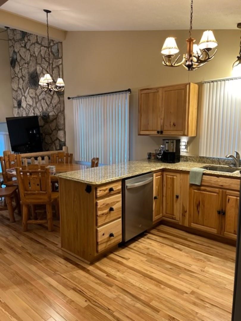 Rockford, Illinois 61114, United States, 4 Bedrooms Bedrooms, ,3 BathroomsBathrooms,Residential,Active,23761