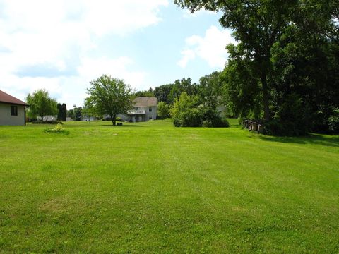 Vacant Land For Sale - 1604 Larchmont Road<br/> Winnebago County, LAKE SUMMERSET, IL 61019