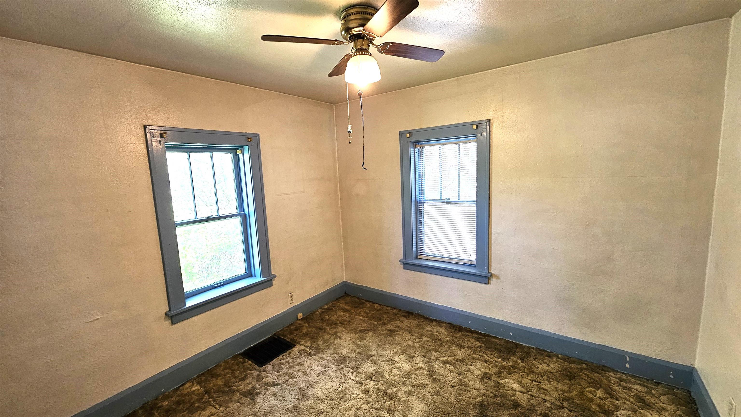 Rockford, Illinois 61102, United States, 4 Bedrooms Bedrooms, ,1 BathroomBathrooms,Residential,Pending,58992