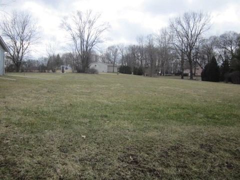 Vacant Land For Sale - 1628 Edgewood Avenue<br/> Winnebago County, LAKE SUMMERSET, IL 61019