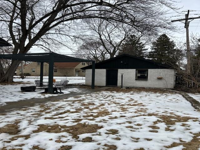 Rockford, Illinois 61103, United States, 3 Bedrooms Bedrooms, ,1 BathroomBathrooms,Residential,Pending,78200