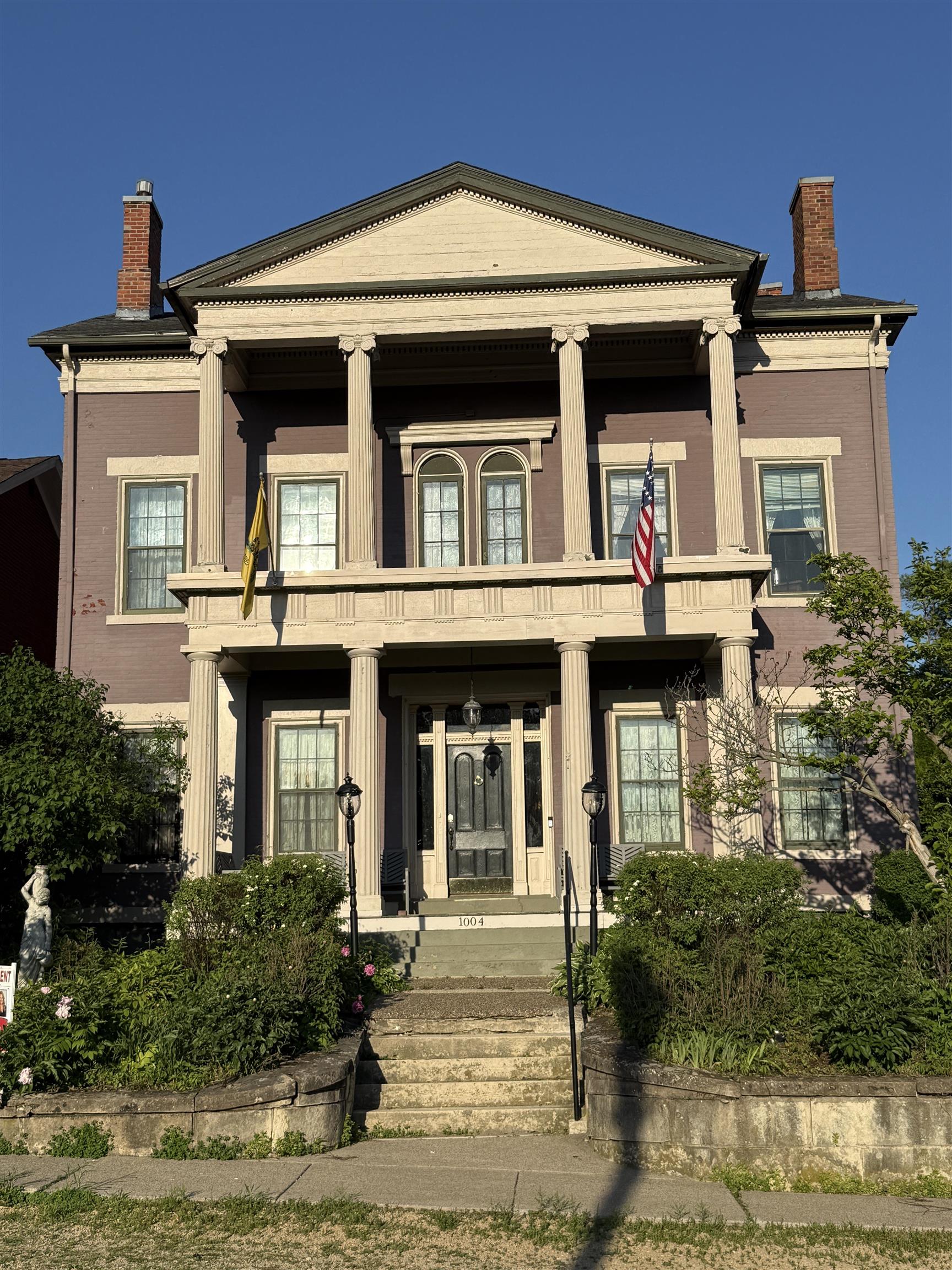 1004 Park Avenue