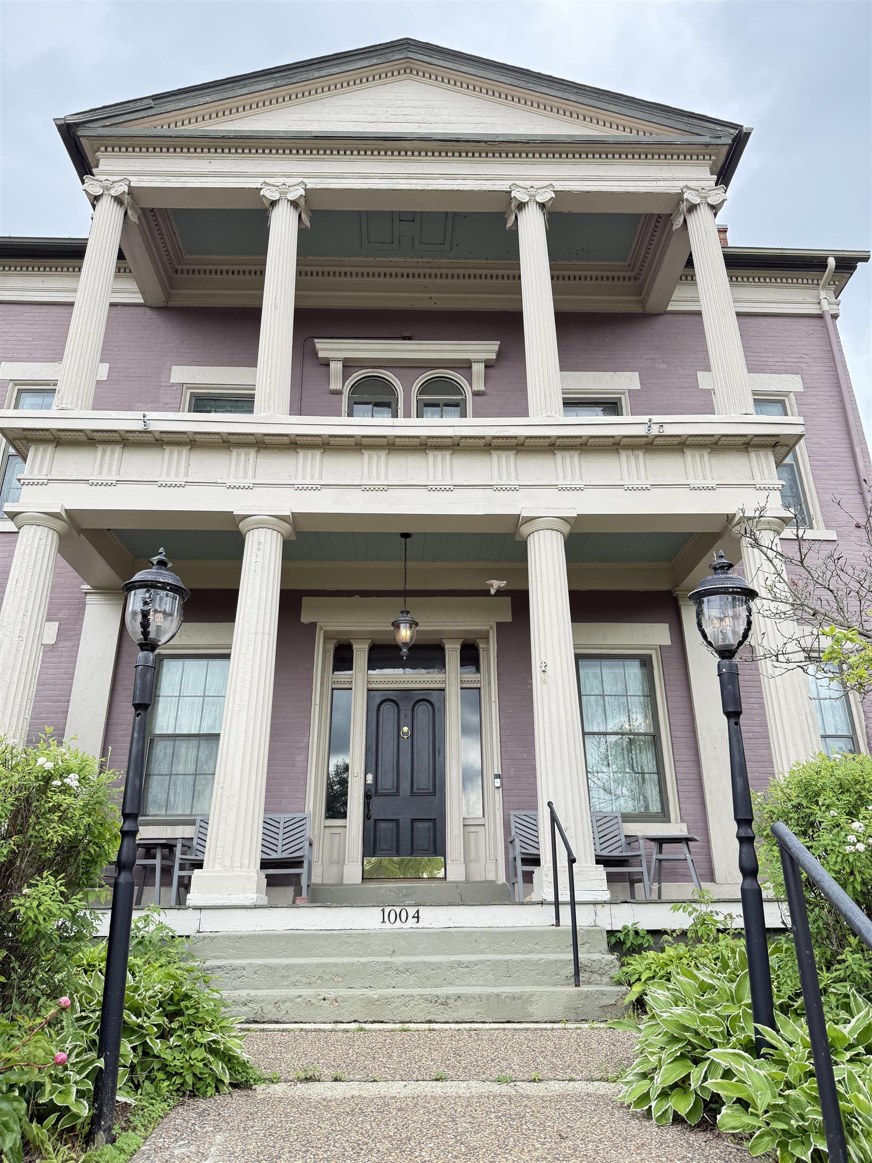 1004 Park Avenue