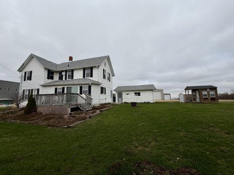 Homes For Sale - 1925 S Simmons Road<br/> STOCKTON, IL 61085