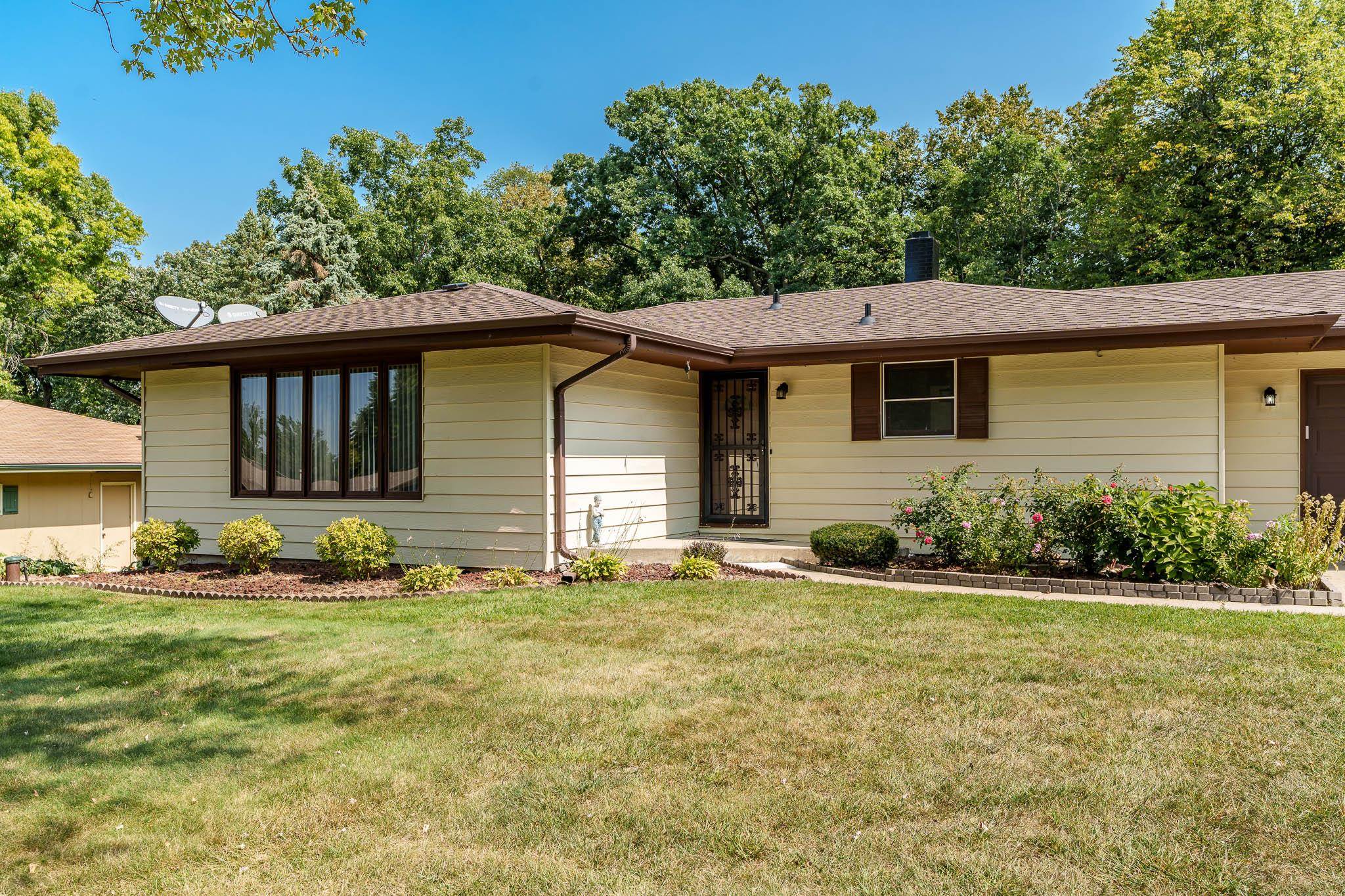 Rockford, Illinois 61108, United States, 3 Bedrooms Bedrooms, ,2 BathroomsBathrooms,Residential,Pending,44326