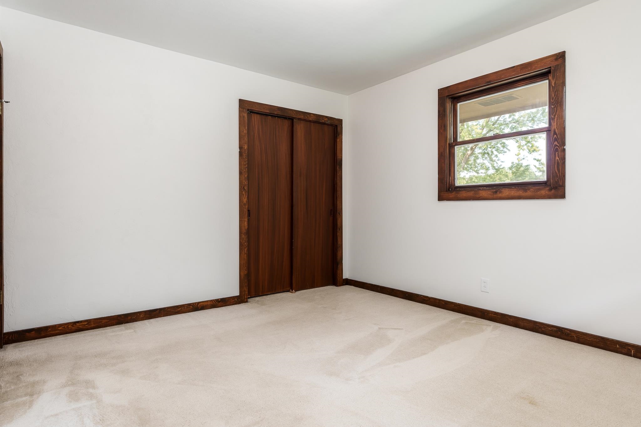 Rockford, Illinois 61108, United States, 3 Bedrooms Bedrooms, ,2 BathroomsBathrooms,Residential,Pending,44326