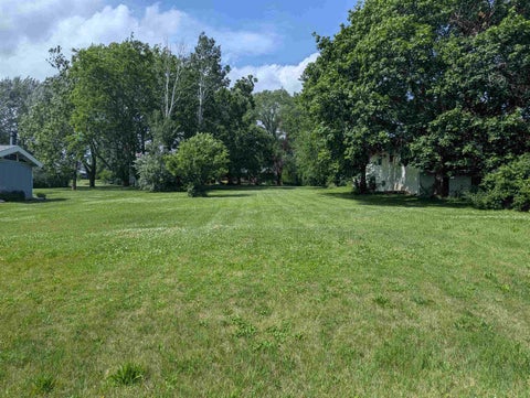 Vacant Land For Sale - 1054 Lake Summerset Road<br/> Stephenson County, LAKE SUMMERSET, IL 61019