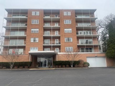 Condo For Sale - 1802 Birchwood Lane #23 Ln<br/> ROCKFORD, IL 61107