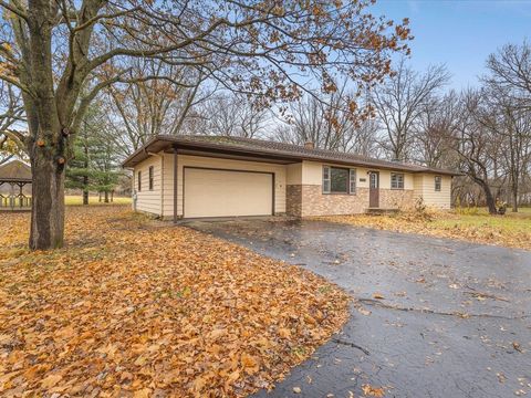 Homes For Sale - 7774 Old River Road<br/> ROCKFORD, IL 61103
