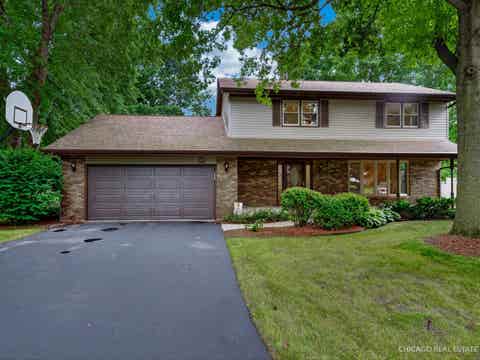 Homes For Sale - 6151 Lippincott Lane<br/> Winnebago County, ROCKFORD, IL 61107