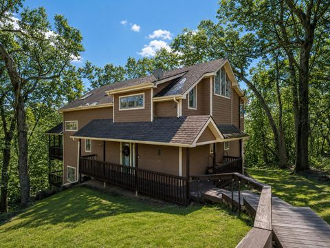Homes For Sale - 38 Lookout Trace<br/> GALENA, IL 61036