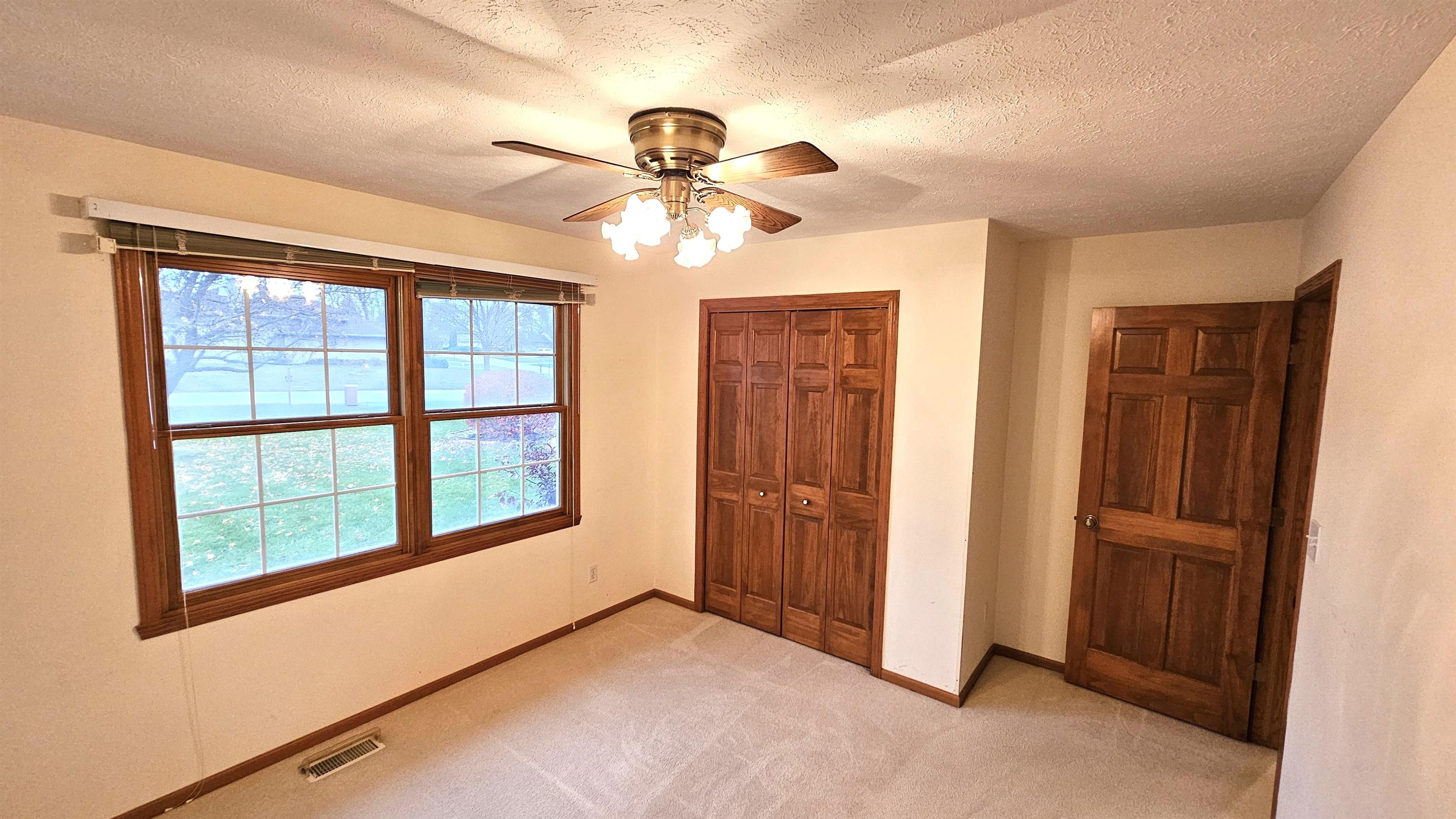 Cherry Valley, Illinois 61016, United States, 3 Bedrooms Bedrooms, ,2 BathroomsBathrooms,Residential,Pending,31901