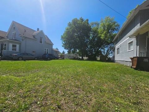 Vacant Land For Sale - 1607 13th Street<br/> Winnebago County, ROCKFORD, IL 61104