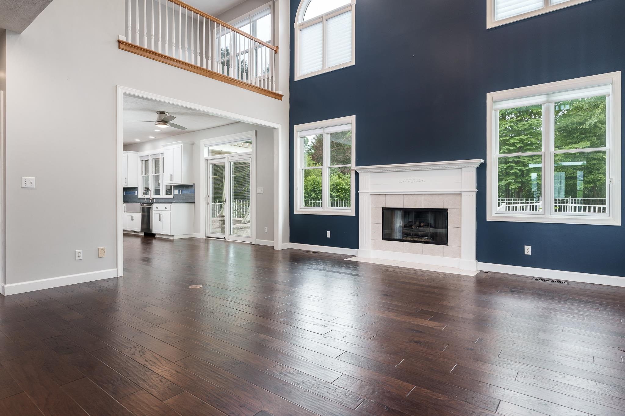 Belvidere, Illinois 61008, United States, 5 Bedrooms Bedrooms, ,5 BathroomsBathrooms,Residential,Pending,52727