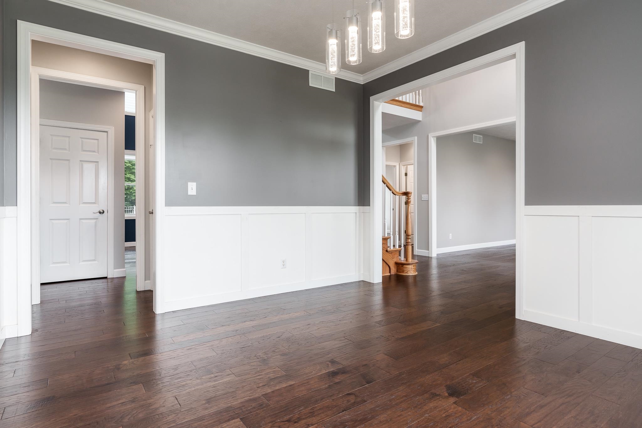 Belvidere, Illinois 61008, United States, 5 Bedrooms Bedrooms, ,5 BathroomsBathrooms,Residential,Pending,52727