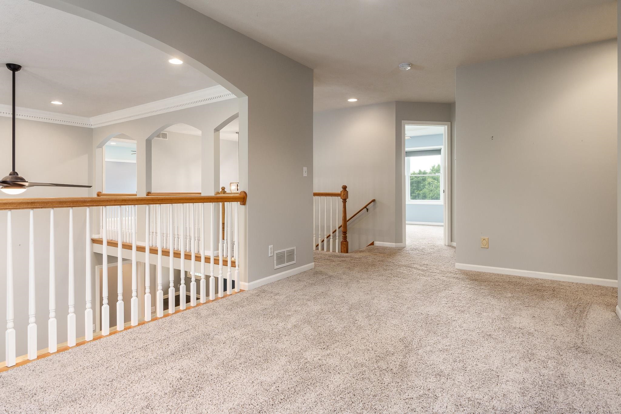 Belvidere, Illinois 61008, United States, 5 Bedrooms Bedrooms, ,5 BathroomsBathrooms,Residential,Pending,52727