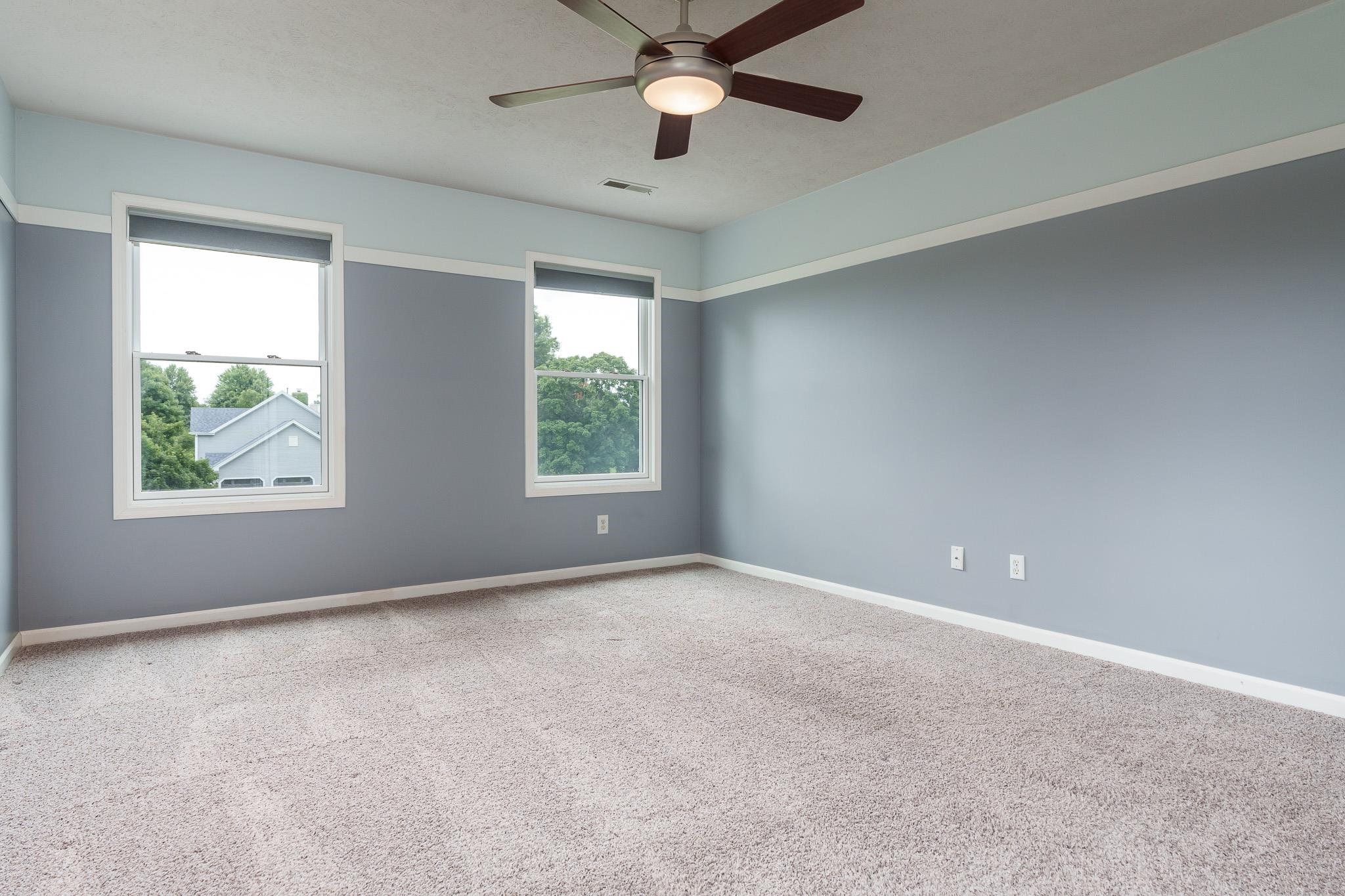 Belvidere, Illinois 61008, United States, 5 Bedrooms Bedrooms, ,5 BathroomsBathrooms,Residential,Pending,52727