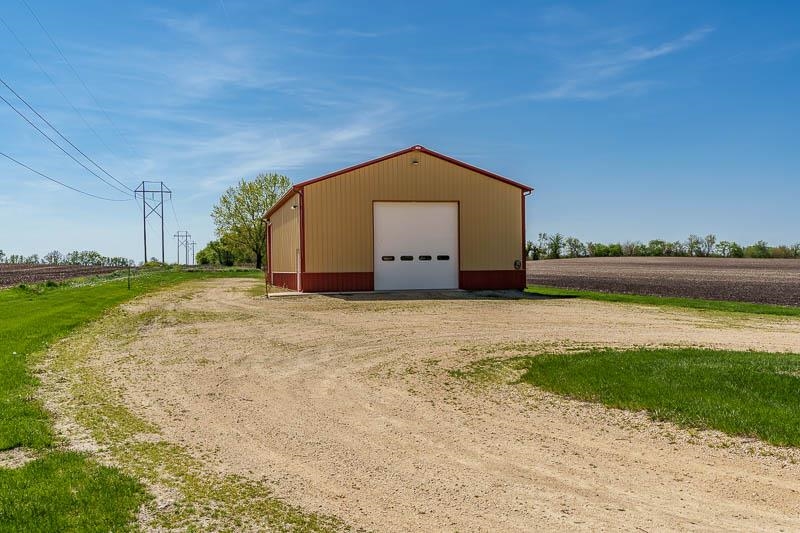 Rockford, Illinois 61109, United States, 4 Bedrooms Bedrooms, ,3 BathroomsBathrooms,Residential,Active,95129