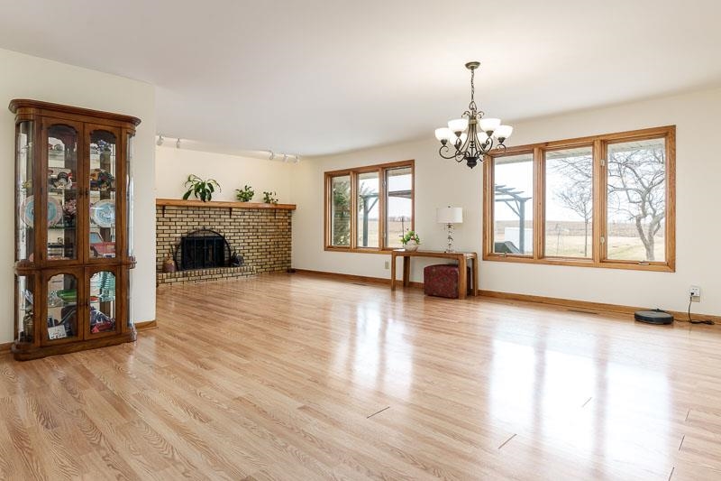 Rockford, Illinois 61109, United States, 4 Bedrooms Bedrooms, ,3 BathroomsBathrooms,Residential,Active,95129