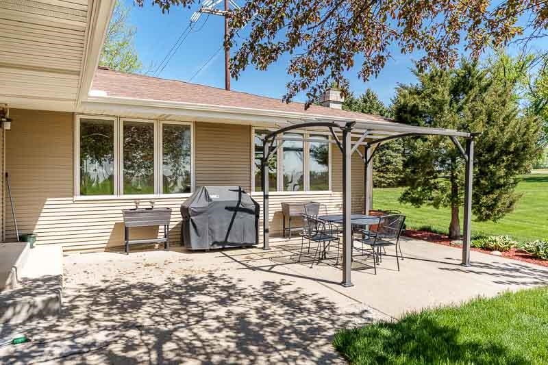 Rockford, Illinois 61109, United States, 4 Bedrooms Bedrooms, ,3 BathroomsBathrooms,Residential,Active,95129