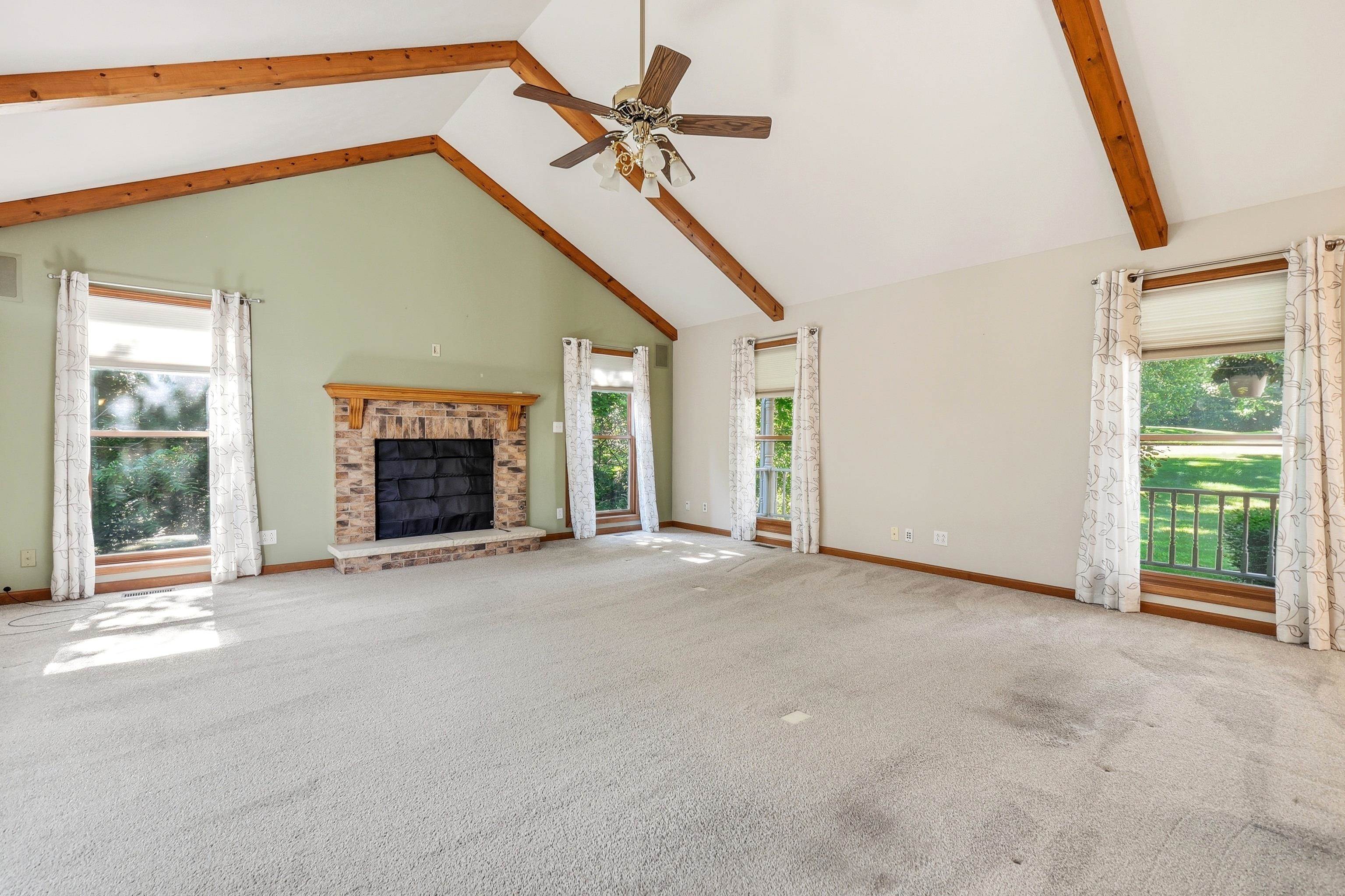 353 W Wachter Road