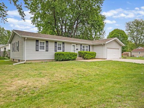 Homes For Sale - 118 W Hawley Street<br/> Lee County, AMBOY, IL 61310