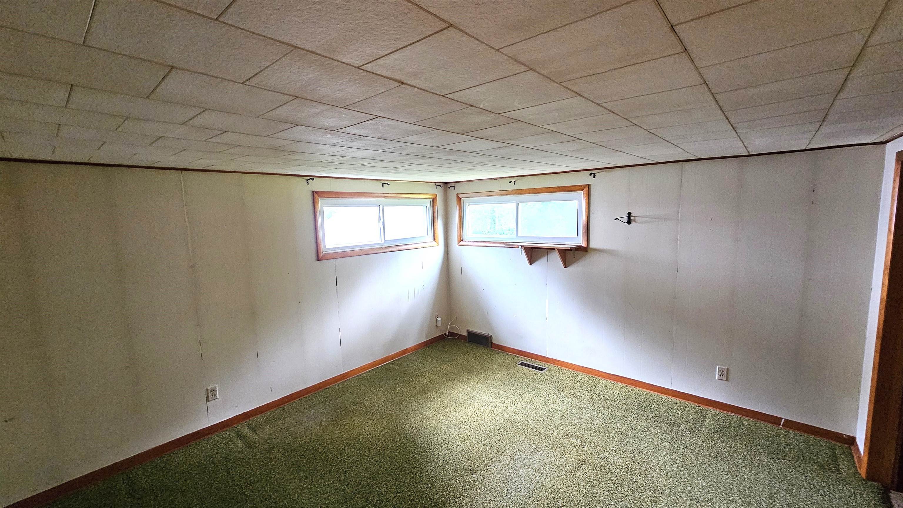 Belvidere, Illinois 61008, United States, 3 Bedrooms Bedrooms, ,1 BathroomBathrooms,Residential,Pending,56622