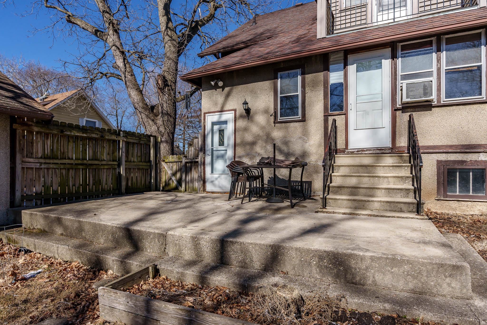 Belvidere, Illinois 61008, United States, 3 Bedrooms Bedrooms, ,1 BathroomBathrooms,Residential,Pending,83610