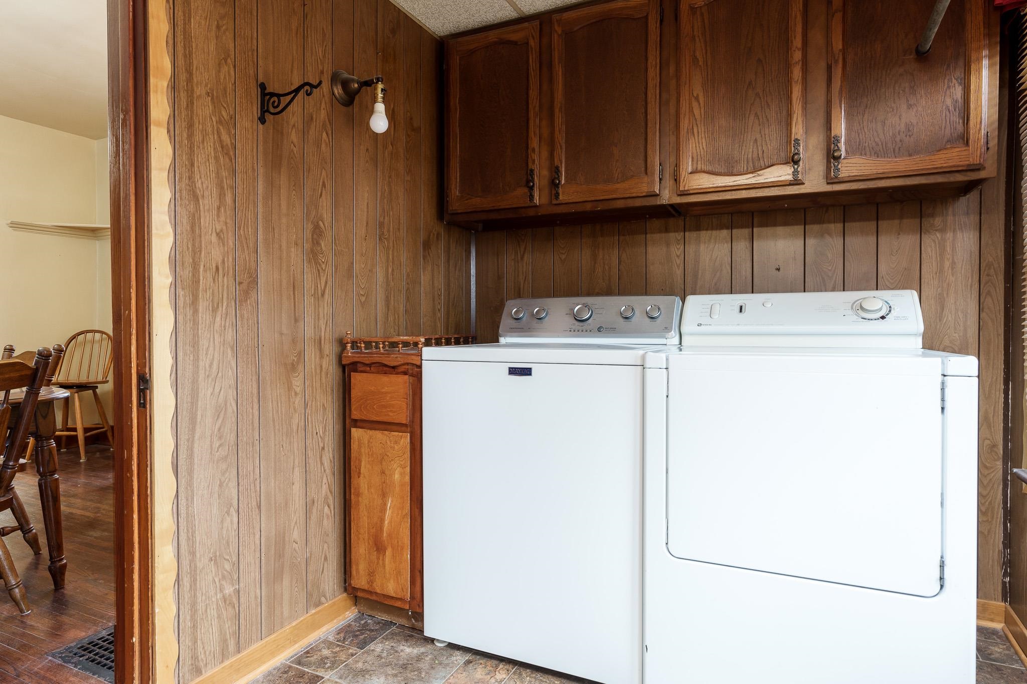 Belvidere, Illinois 61008, United States, 3 Bedrooms Bedrooms, ,1 BathroomBathrooms,Residential,Pending,83610