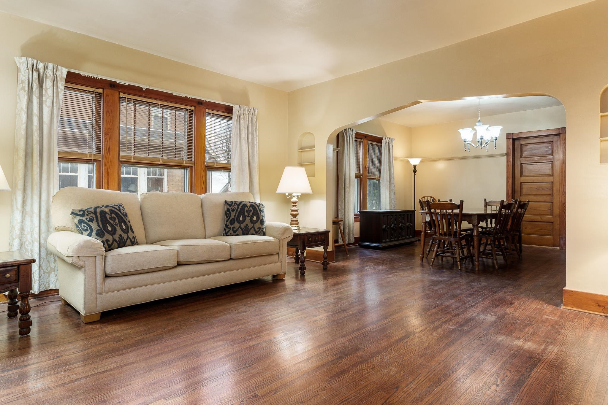 Belvidere, Illinois 61008, United States, 3 Bedrooms Bedrooms, ,1 BathroomBathrooms,Residential,Pending,83610