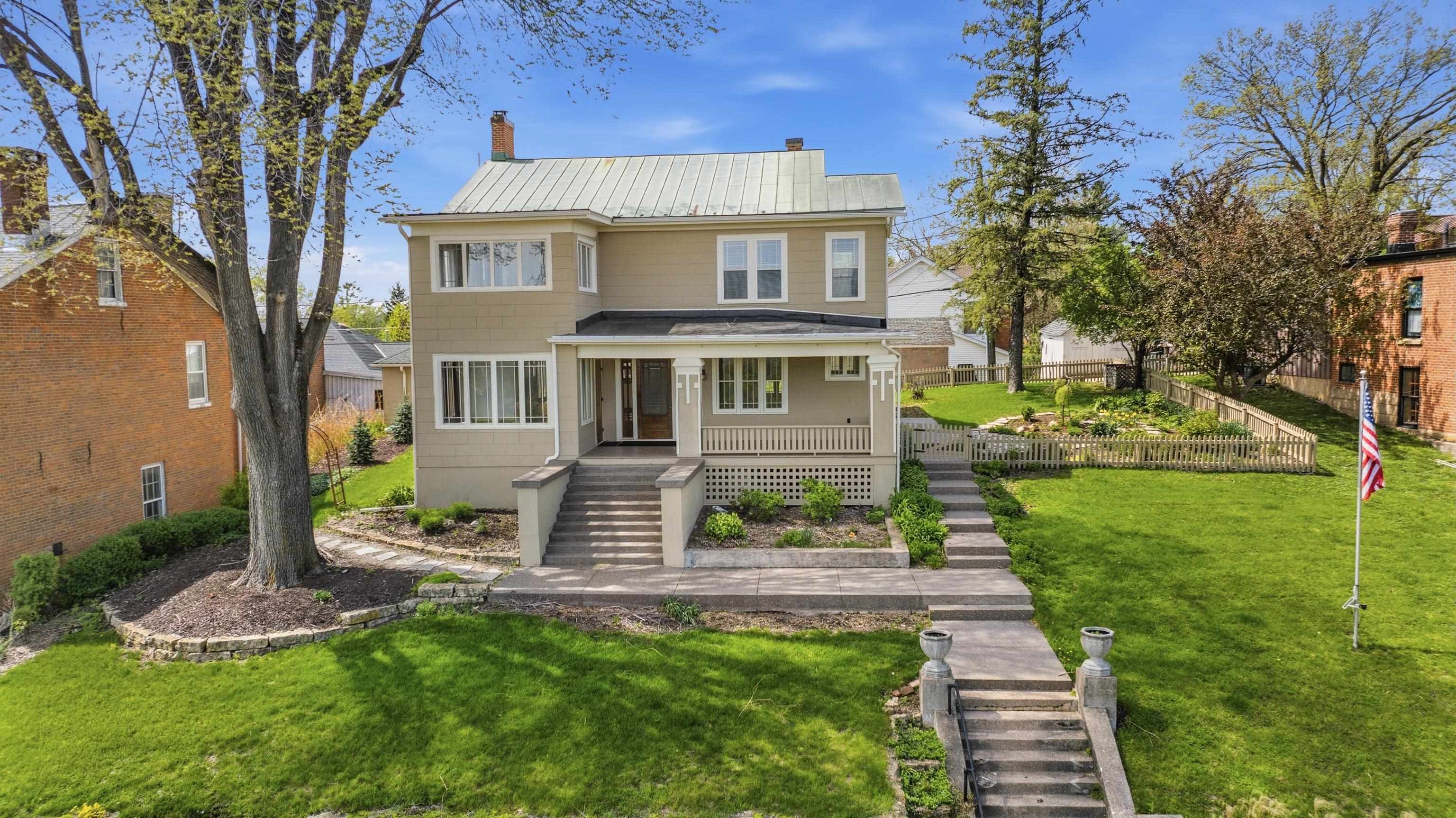 207 S Prospect Street