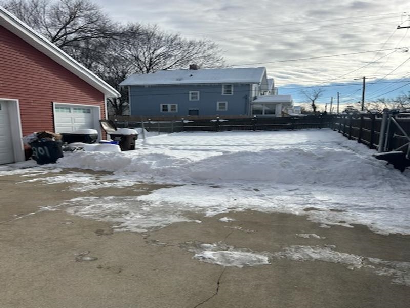 Rockford, Illinois 61102, United States, 5 Bedrooms Bedrooms, ,2 BathroomsBathrooms,Residential,Active,253411