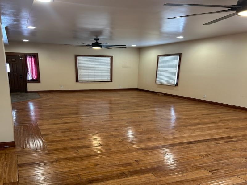 Rockford, Illinois 61102, United States, 5 Bedrooms Bedrooms, ,2 BathroomsBathrooms,Residential,Active,253411